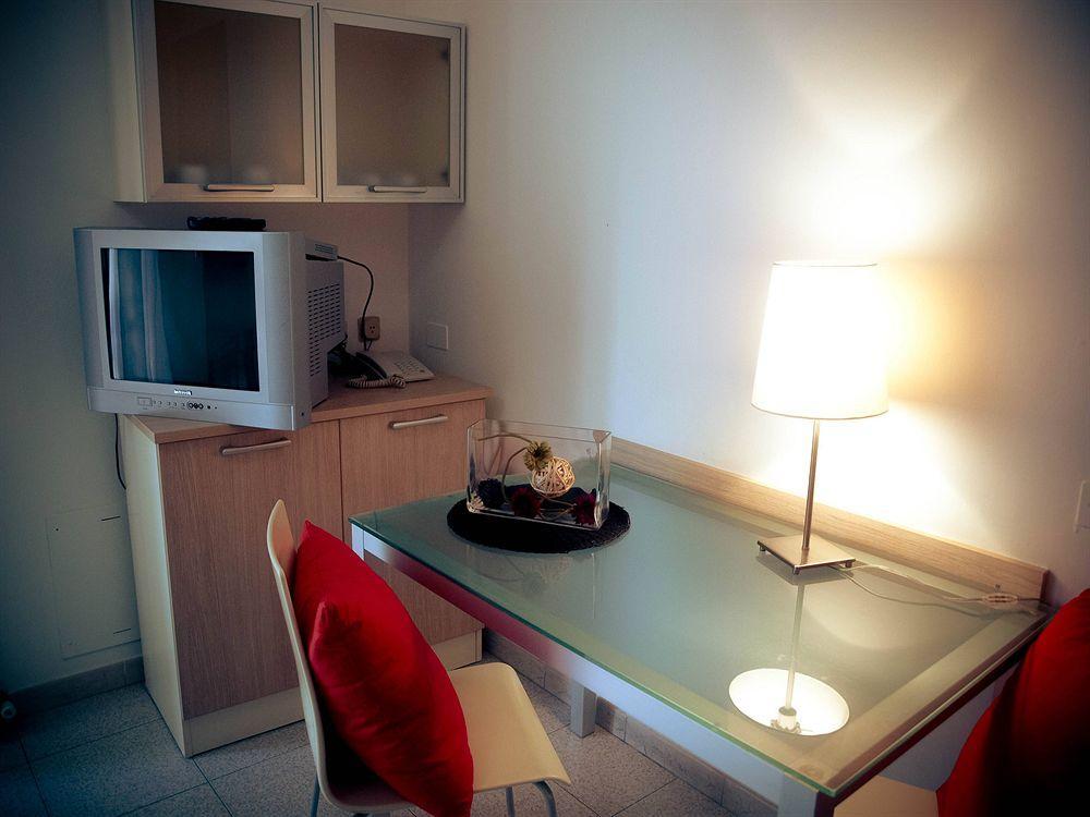 Residence Internazionale Римини Екстериор снимка