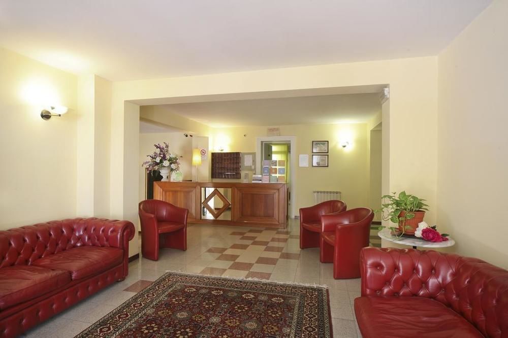 Residence Internazionale Римини Екстериор снимка
